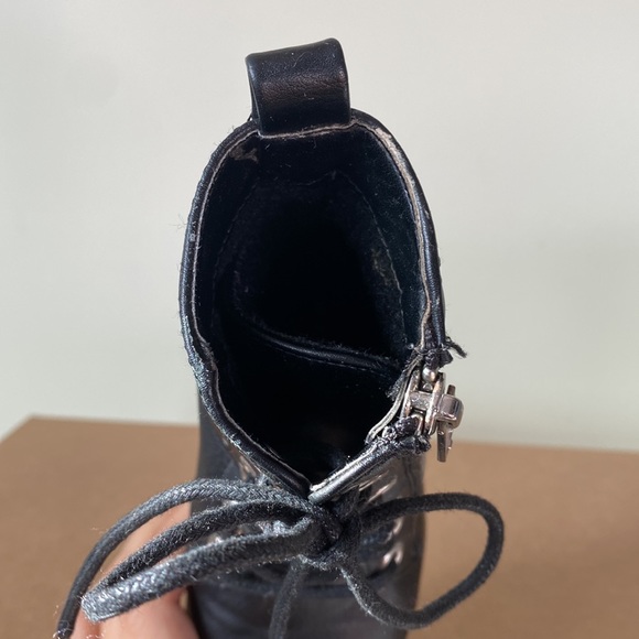 Girl’s Lace Up Black Boots - Picture 3 of 5